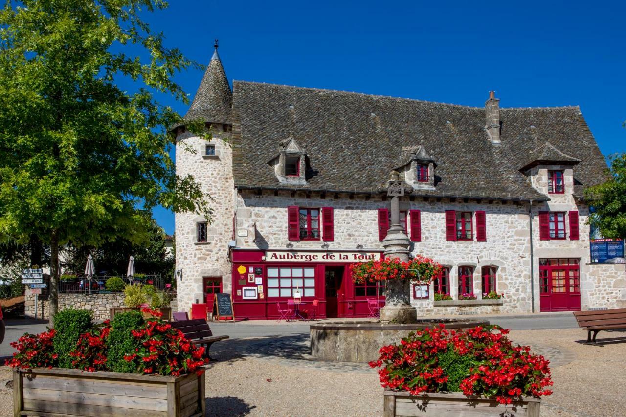 Auberge De La Tour Marcoles エクステリア 写真